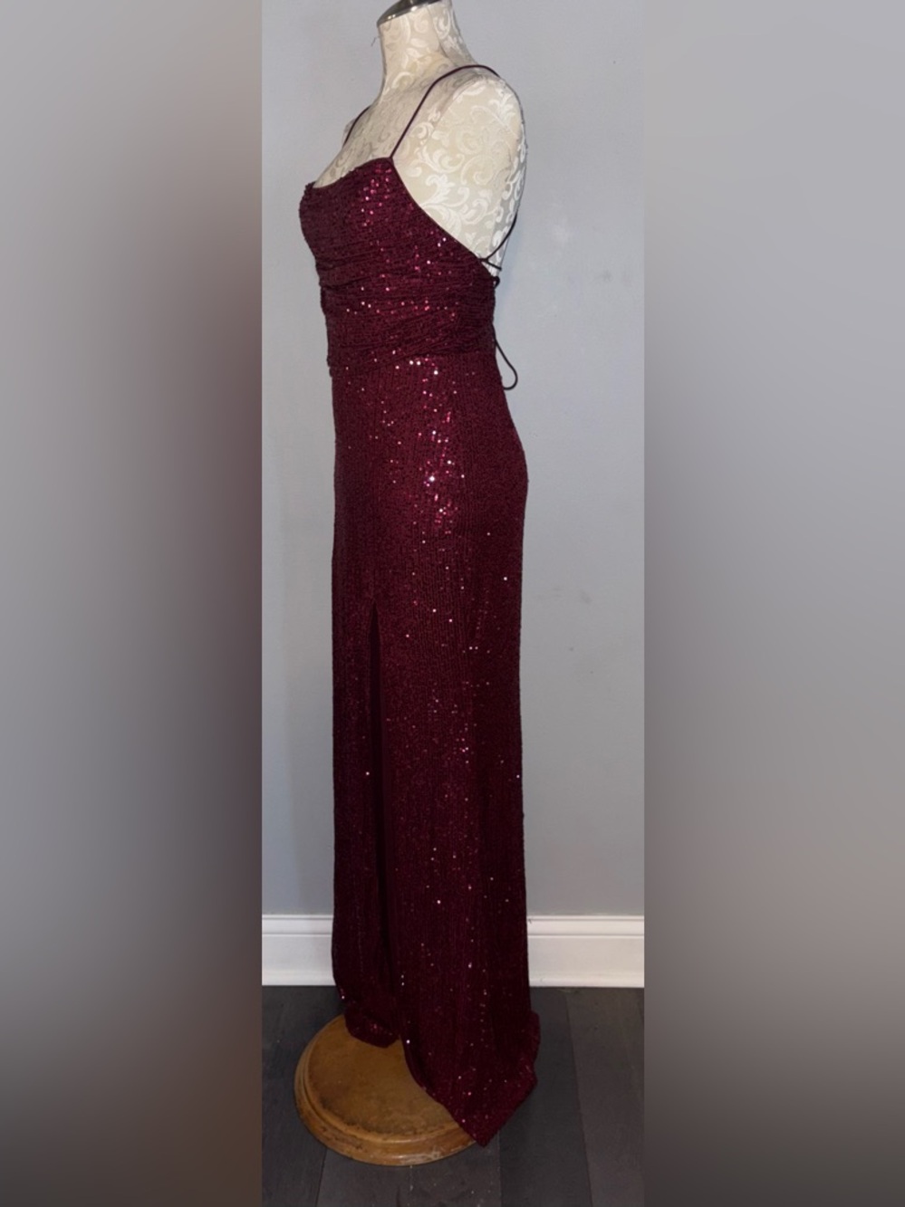 Lulus Sequin Burgundy Evening Gown - Elegant Dress Size Medium. #A - Picture 2 of 7